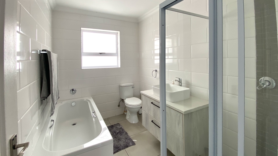 3 Bedroom Property for Sale in Port Owen Western Cape